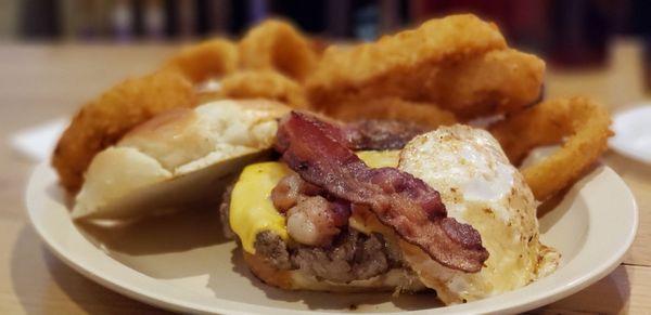 Hangover burger with onion rings