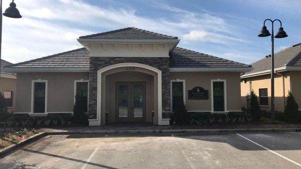 Exterior view of Garzor Insurance Building