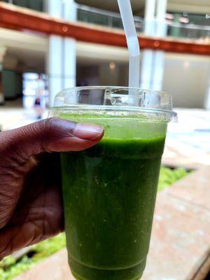 "Spinach Twister" (spinach + orange + ginger + mango = delightfully refreshing!) 16 oz. $8.50