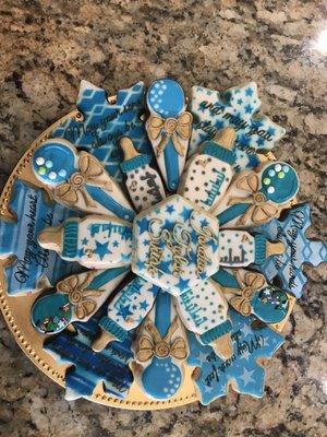 Baby shower cookie platter is the perfect dessert!!