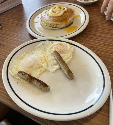 2x2x2- 2 Eggs, 2 Pork Sausage links and orange cream pancakes