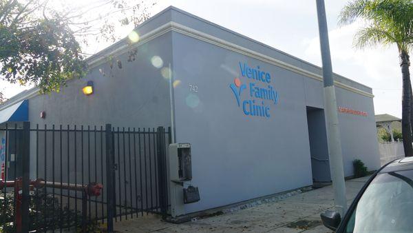 Front of Venice Family Clinic - Gardena Health Center