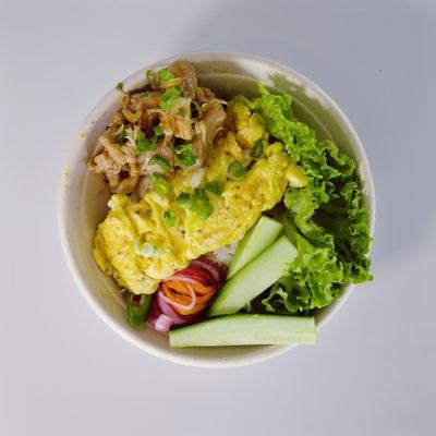 Jasmine Rice with caramelized chicken breast & egg omelette (Com Thit Ga Kho w/Omelette)