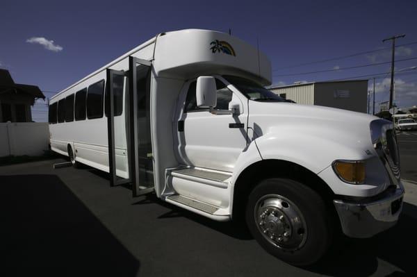 Large Luxury 44 Seat Bus