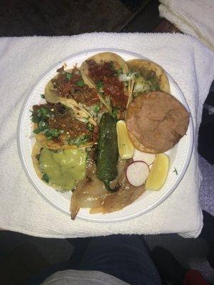 Tacos Asada-Pastor-Lengua-Chorizo-Pollo-Cabeza-Tripa