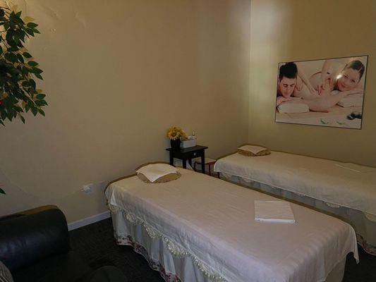 Couples massage room