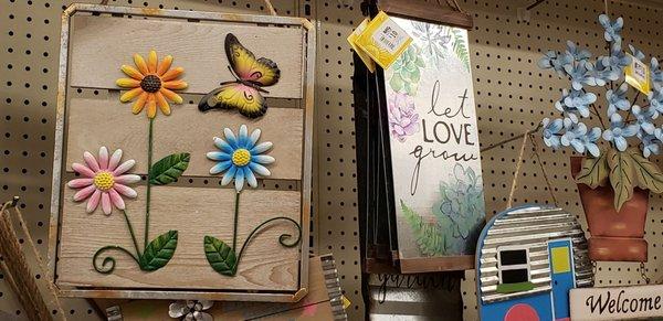 More colorful, pretty signs for your outdoor garden or hang on your front/back door. Prices ranged from $10 - $20