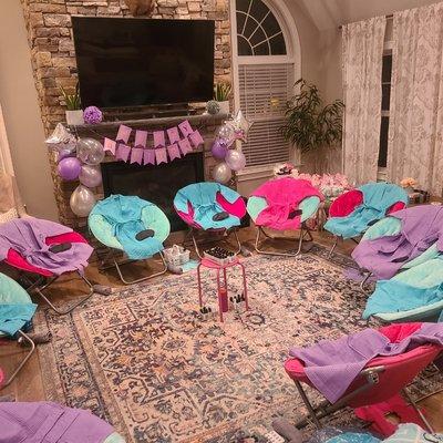 Pamper Me Perfect Mobile Kids Spa bring everything to your location of choice for the perfect, fun spa set up