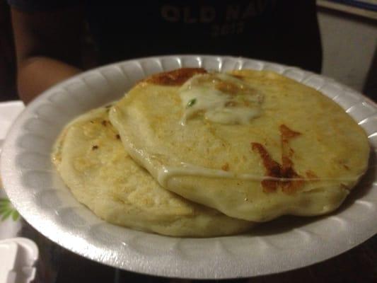 Cheese pupusas