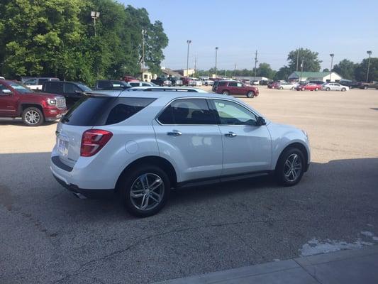 Chevy Equinox worth driving 1800 miles round trip with four people, two nights in motels, meals, & gas. It's nice but.... WOW!