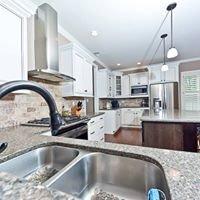 Beautiful kitchen layout--functional and spacious.