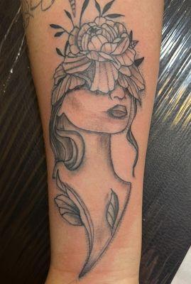 Flower lady tattoo