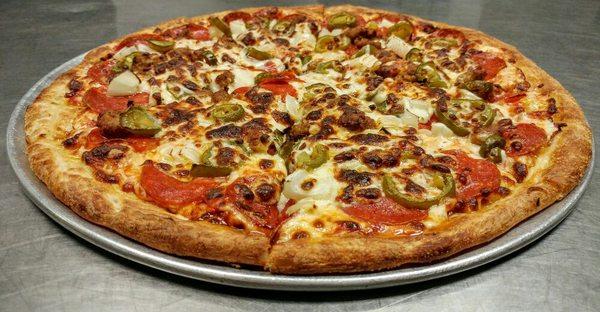 14" medium pizza with pepperoni, sausage, onion, and jalapeno