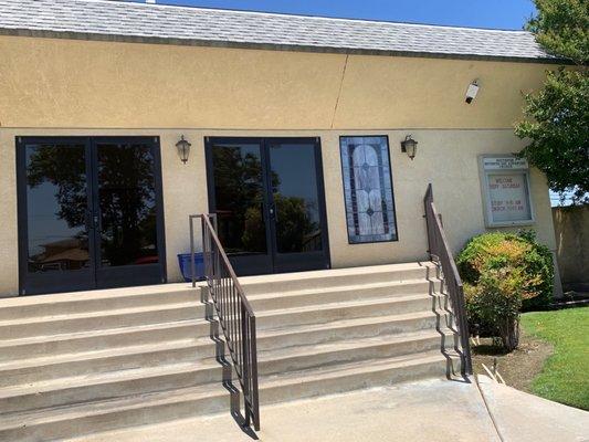 Entrance to Southside Seventh Day Adventist Church