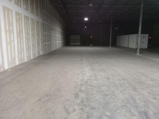 Warehouse floor buffing and cleaning