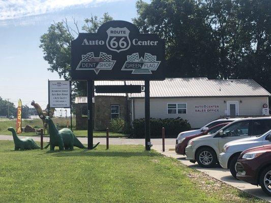 Just look for the dino's on Route 66