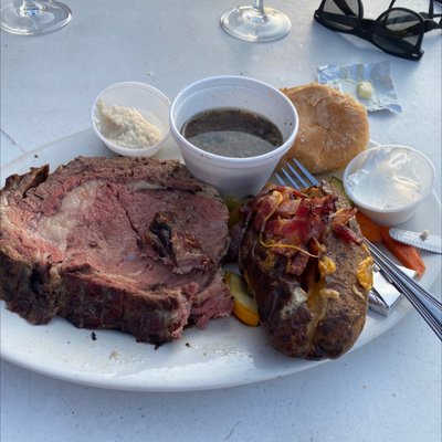 Amazing prime rib Friday nights!!