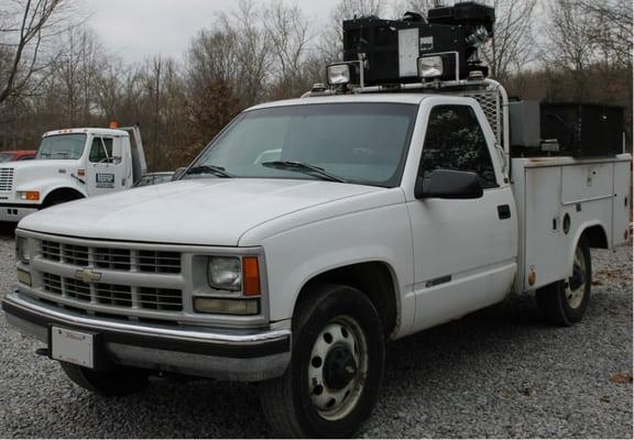 PMR's service truck - offering roadside assistance throughout southern Illinois.