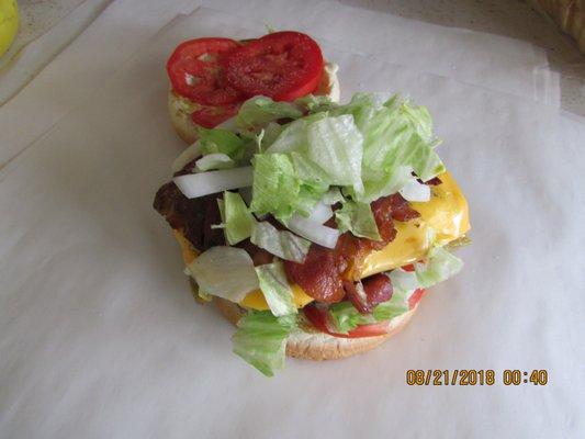 Bacon Green Chili Cheeseburger