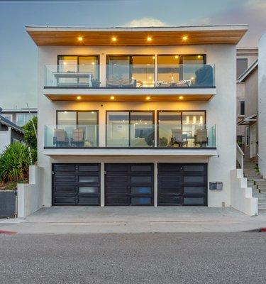 Sold in Hermosa Beach | 1126 Manhattan Ave | Sold for $3,500,000 | Steps from Hermosa Beach, Striking Modern Duplex with Ocean Views.