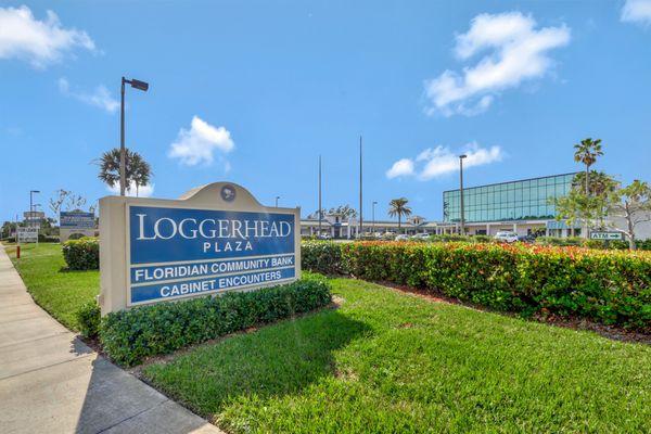 High visibility on US Hwy 1 with multiple signage in Juno Beach, FL