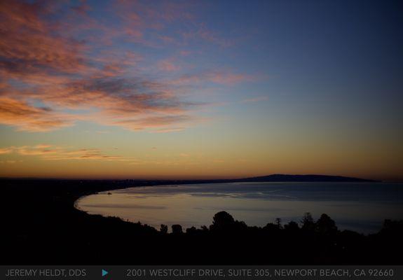 Christmas Dawn, 2020.  Leica M10-R, F0.95, 1/360s, ISO 100.