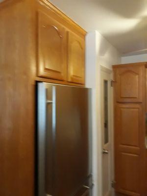 Kitchen cabinets before update,