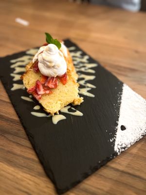 Lemon pound cake with strawberries - 5/18/23