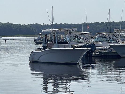 Learn how to maneuver your boat in close quarter situations on the water.