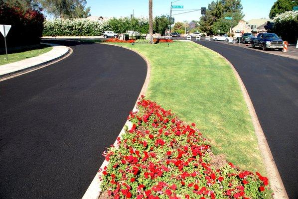 Asphalt paving for commercial properties and great businesses