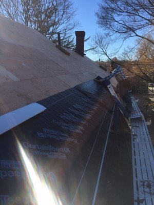 Putting new plywood to an old deck roof