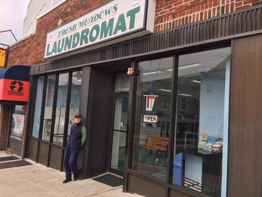 the best laundromat in Carlstadt