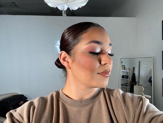 MUA.ESLIE