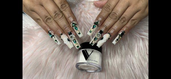 XXLong blinged out nail set with 3d flowers