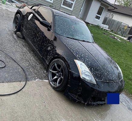 Nissan 350z soaped up