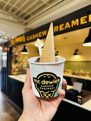 Cashew Nut Ice Cream! 3 flavors!  Always my favorite place to come by when I crave ice creams suddenly