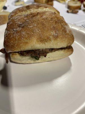 Tri tip sandwich