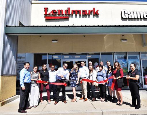 Grand Opening Ribbing Cutting Ceremony. Joined by the Natomas Chamber of Commerce and local Lendmark Financial Services staff. September '19