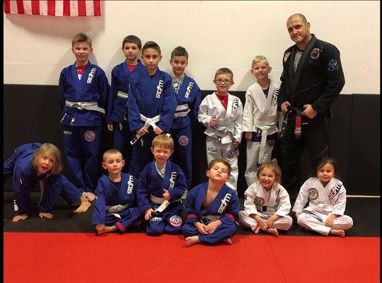 Brasa Jiu-Jitsu Highwood  Kids (4-7 yrs)  Youth (7-12 yrs) Classes Teens (13-15yrs) Adults 16+ yrs Classes for all genders and levels!