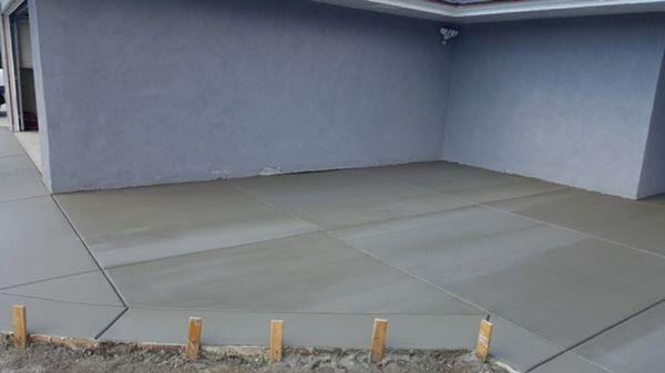 Cement lay down walk way