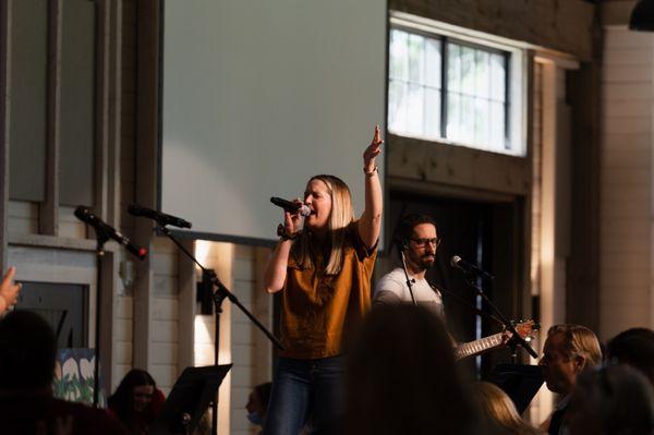 Worship at Bethel Atlanta Church