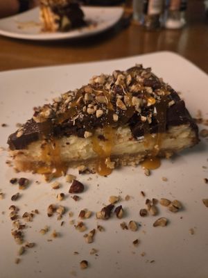 Turtle cheesecake