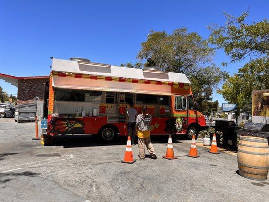 7/21/2022 Taco Truck with outdoor seating