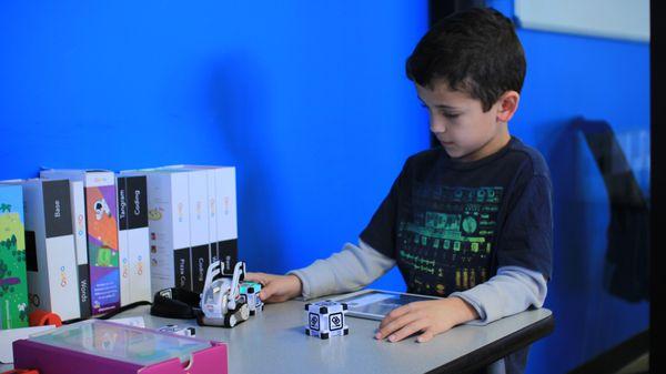 Kids robotics camp