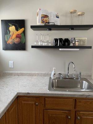 514 Center St. Furnished Rental - Kitchen Sink Area