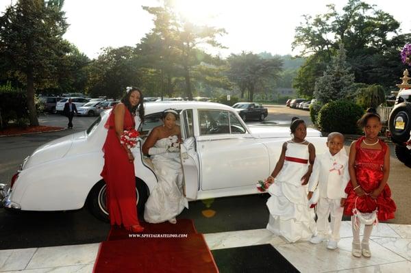 Rolls Royce for Wedding.Use our classic Rolls Royce for your wedding.Lets run the red carpet for you on your special day