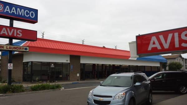 An Aamco Total Car Care just moved in next door. The new paint on the building really makes our plaza stand out