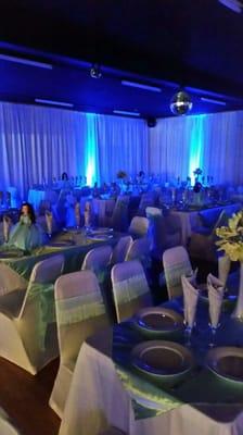 Decoración aqua-blue con up-lihgting 
Paquete con salón para 200 personas
""""ESPECIAL"""""  9,800 Dlls paquete RUBY