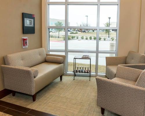 Waiting Area- DFW Center For Fertility &amp; IVF