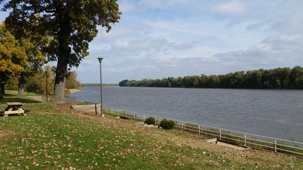 Beautiful  Illinois river